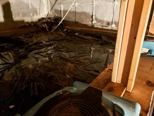 Crawlspace Water Cleanup in Windsor